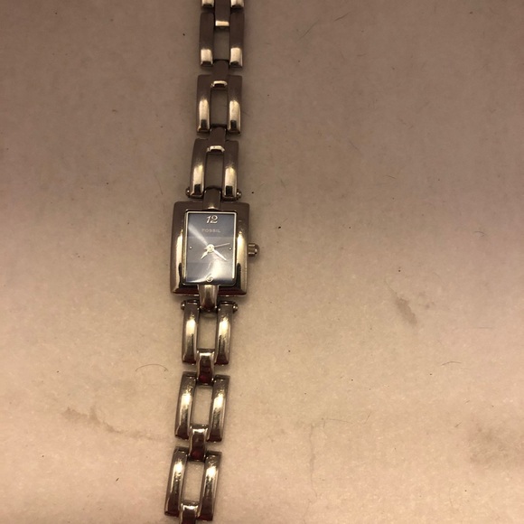 Fossil F2 ES8956 Blue Square Dial - Picture 2 of 3